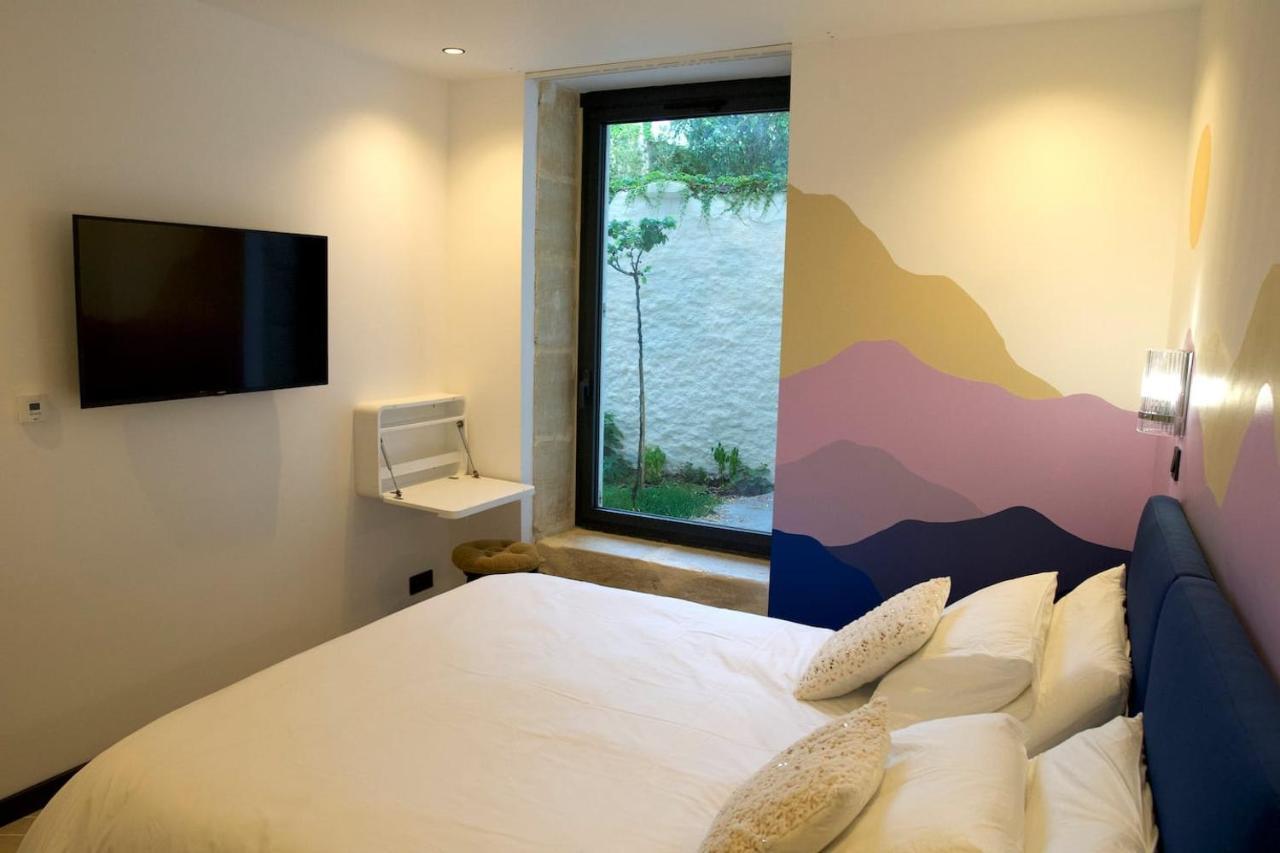 Roma Divine Home Cinema Et Jardin นีมส์ ภายนอก รูปภาพ